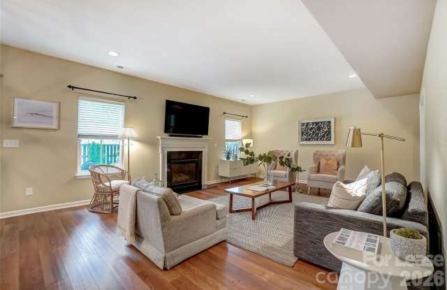 1467 Olive Hill Avenue NW Gallery 2