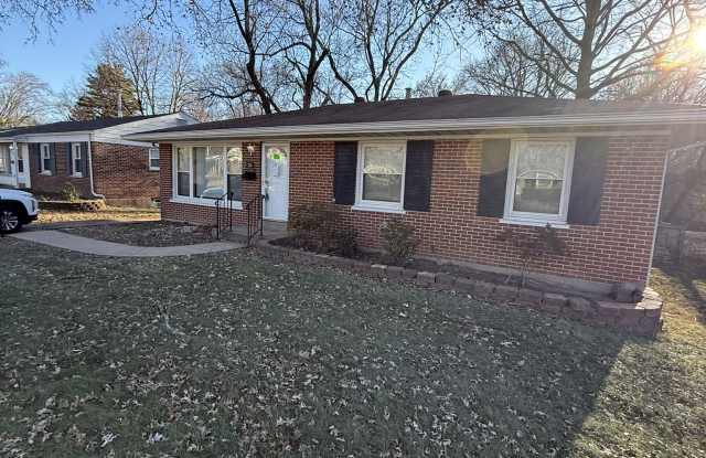 335 Saint Eugene Ln photos photos