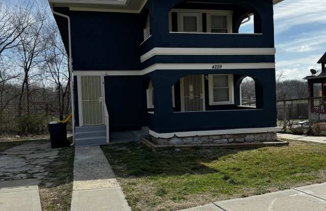 4229 Virginia Avenue - A - 4229 Virginia Avenue, Kansas City, MO 64110
