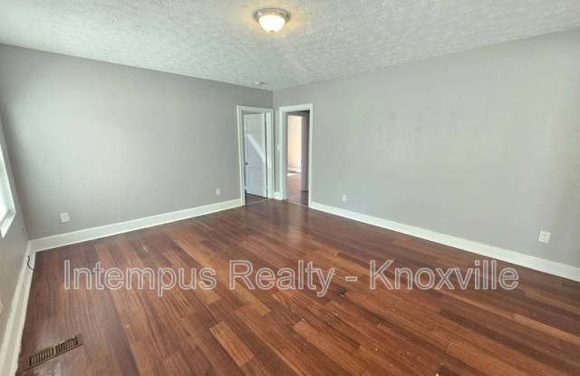 3623 Lilac Ave Gallery 3