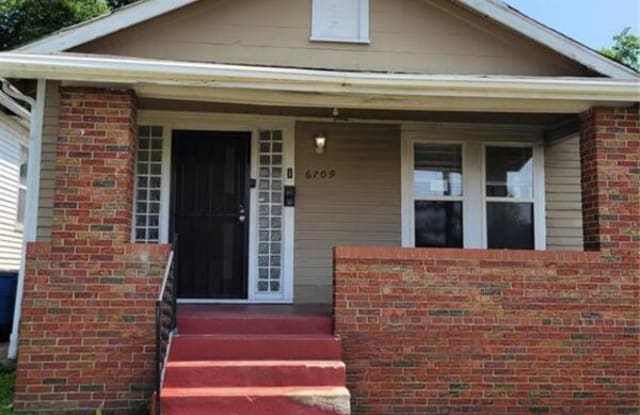 6709 Stratford Avenue - 6709 Stratford Avenue, Pine Lawn, MO 63121
