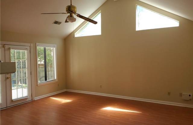 62 Lake Latimer Drive NE Gallery 3