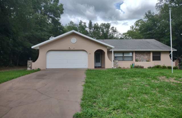 2511 W Castle Rd photos photos