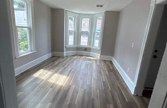 Beautiful 3 bedrrom 1 bathroom House in Minneapolis! Gallery 3