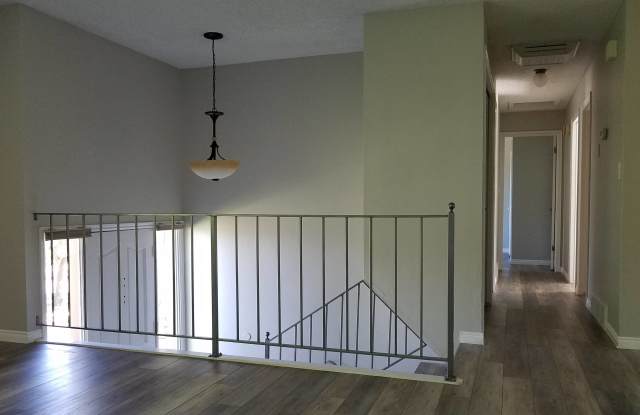 2208 Aspenwood Way Gallery 3