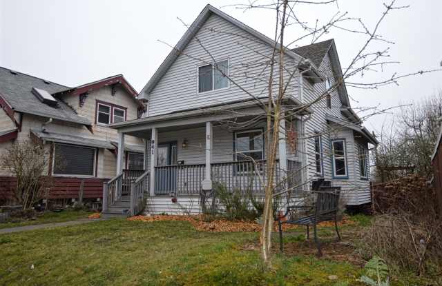 Classic Tacoma Craftsman; Centrally Located! - 941 South Sheridan Avenue, Tacoma, WA 98405