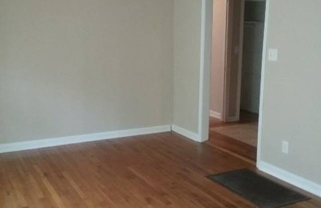 418 Thaxton Drive S.E. Unit A Gallery 3