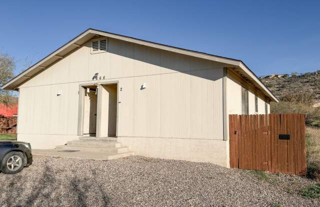 DUPLEX APARTMENT - RIMROCK/LAKE MONTEZUMA - 4666 East Beaver Creek Road, Lake Montezuma, AZ 86335