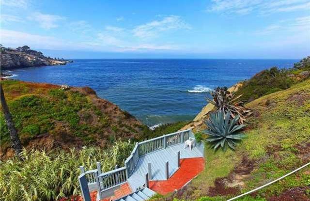 1700 Torrey Pines Road Gallery 2