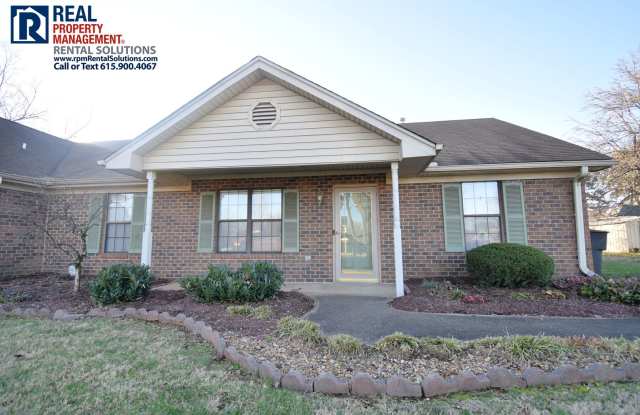 Adorable 2 BR home in the heart of Mboro! Lawncare  washer/dryer included! photos photos