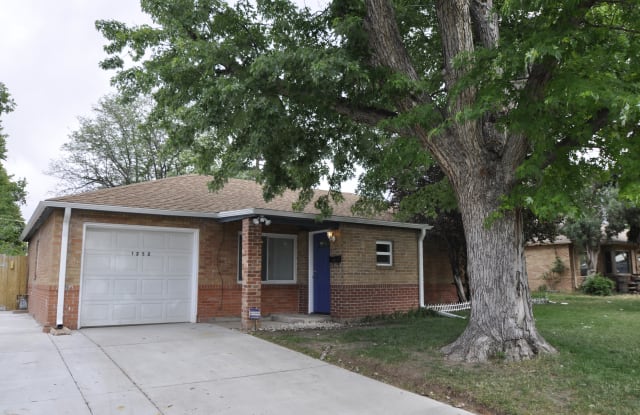 1252 Tucson St - 1252 Tucson Street, Aurora, CO 80011