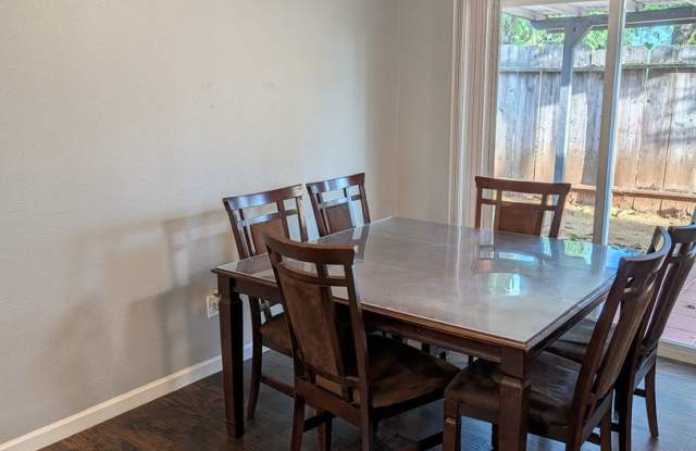 Beautifully Updated Home in Growing Community Gallery 3