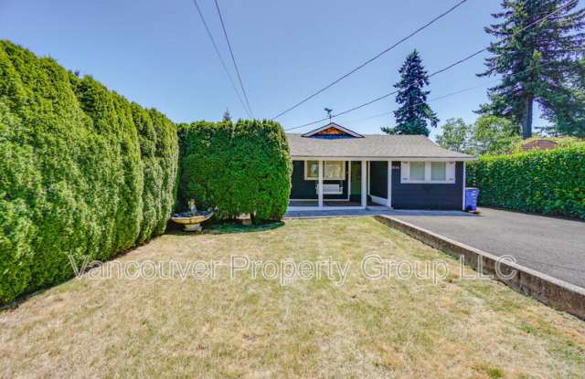 2530 Southwest 6th Avenue photos photos