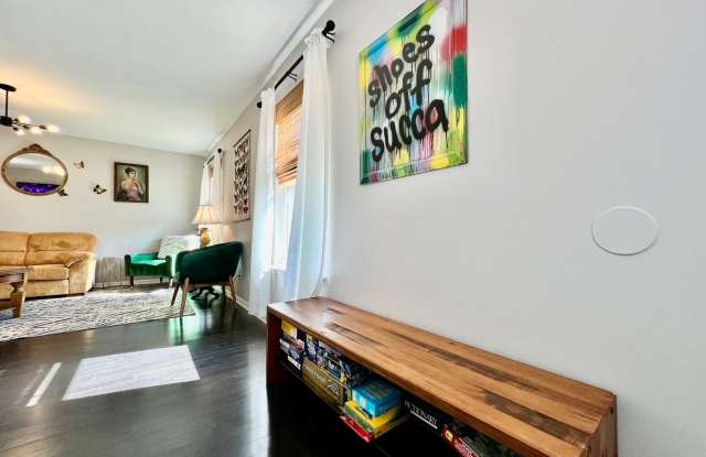 Fully Furnished Home with great location Gallery 3