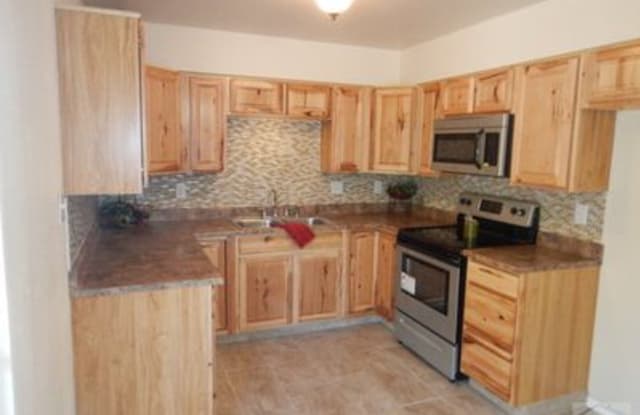 1 Grissom Pl - 1 Grissom Place, Pueblo, CO 81001