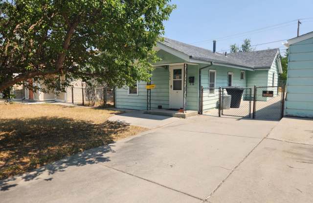 Two Bedroom, One Bathroom Home and Oversized Two Car Garage photos photos