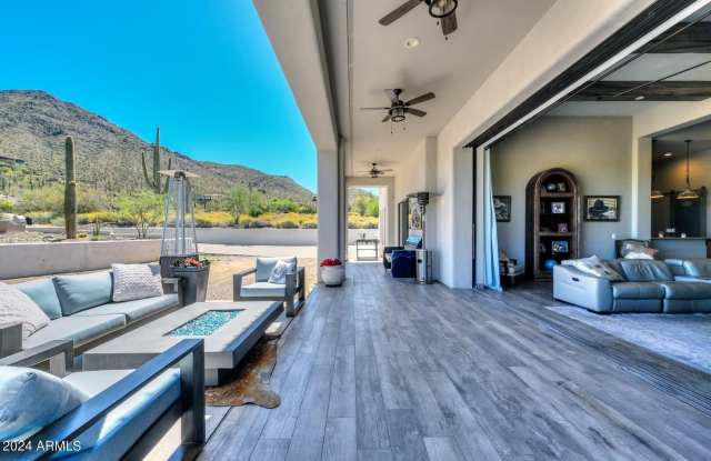 5861 E Cloud Road Gallery 4