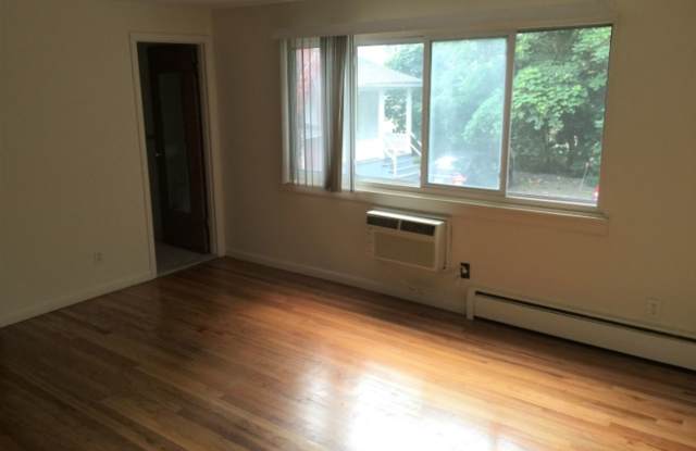 550 Whitney Avenue photos photos