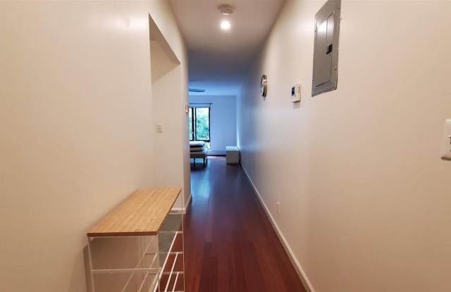 225 E 58th Street Gallery 2