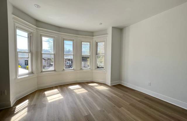 Remodeled 3bd/1.5 House with Rear yard!! SECTION 8 ONLY!! photos photos