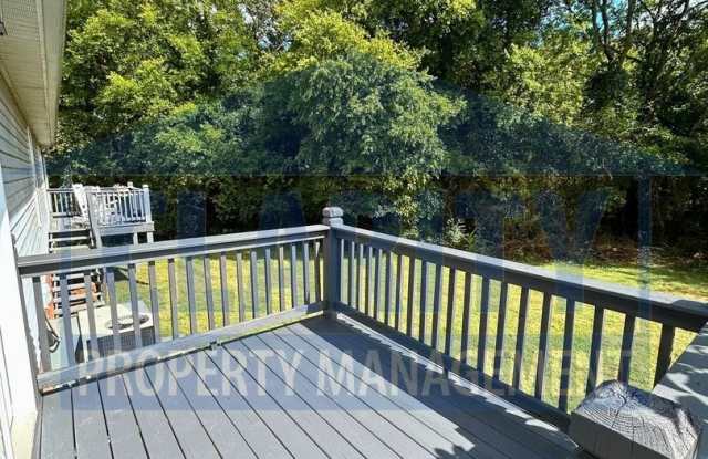 Quiet location in North Cleveland! Gallery 4