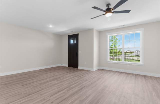 1650 Palladio Loop Gallery 2