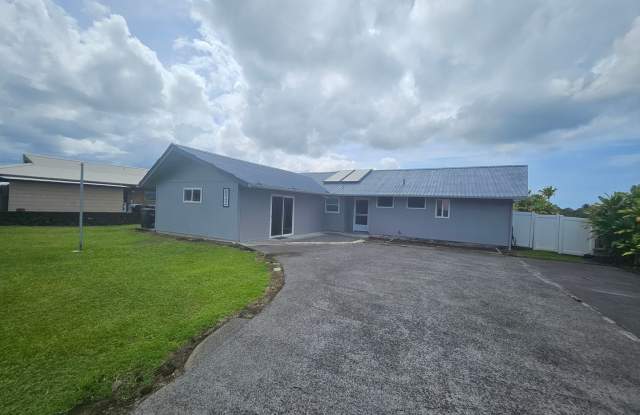 Beautiful 3 Bedroom Home in Komohana Gardens - 822 Komomala Drive, Hilo, HI 96720