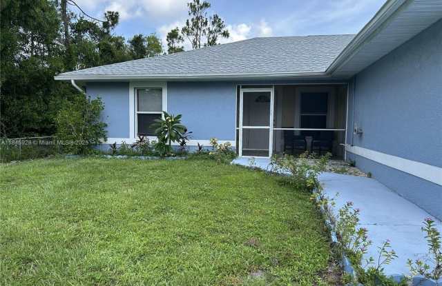 2702 Robin Ave photos photos