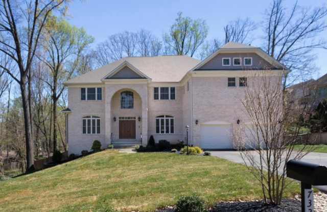 7324 STATECREST DRIVE - 7324 Statecrest Drive, Annandale, VA 22003