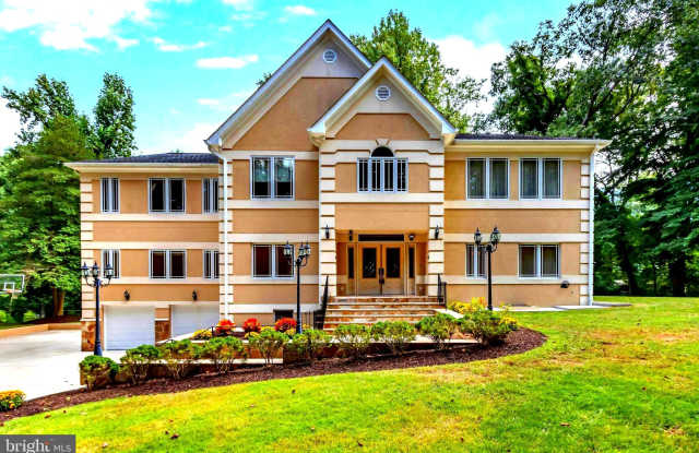 1113 SWINKS MILL ROAD - 1113 Swinks Mill Road, McLean, VA 22102