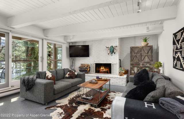 1034 E Cooper Avenue unit: 10 photos photos 1034 E Cooper Avenue unit: 10 photos photos