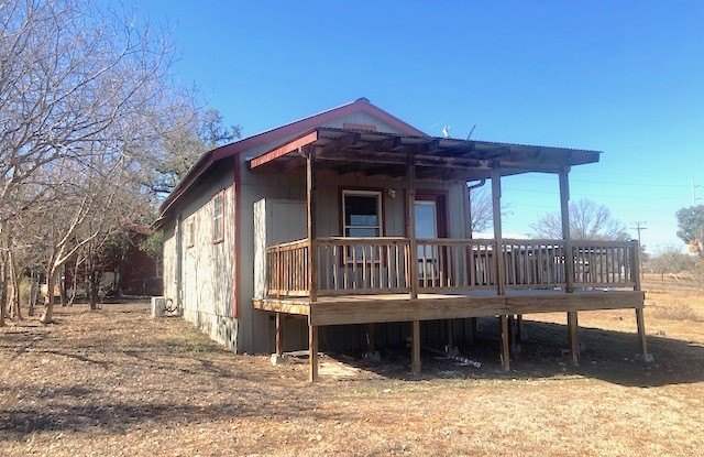 23-B US-87 N unit: B - 23 U.S. 87, Comfort, TX 78013