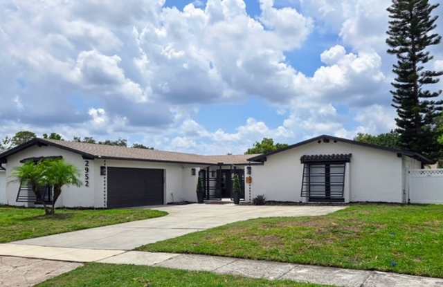 Fully Renovated 4 Bed/ 2.5 Bath Home in Winter Park Pines! photos photos