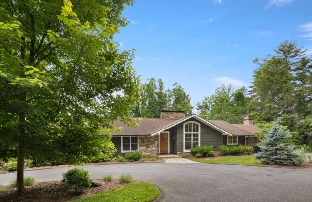 Spacious and Private Home in Biltmore Forest photos photos