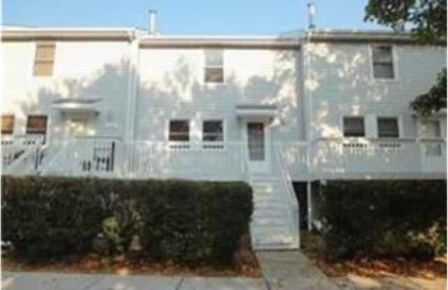 1730 Merrimac Lane N photos photos