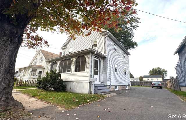 18 Virginia Avenue Gallery 1