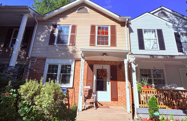 Beautifully updated 3BR/2.5BA townhome in Dale City! photos photos