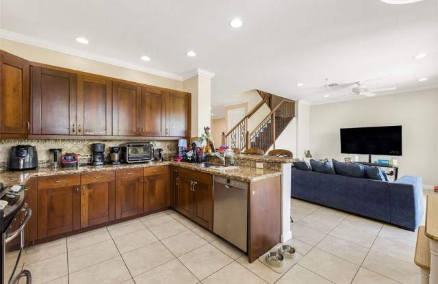 3055 NW 126th Avenue 303, Sunrise, FL 33323 Gallery 4