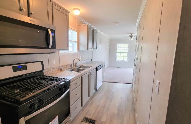 20 Canal - 20 Canal Drive, Pontiac, MI 48341