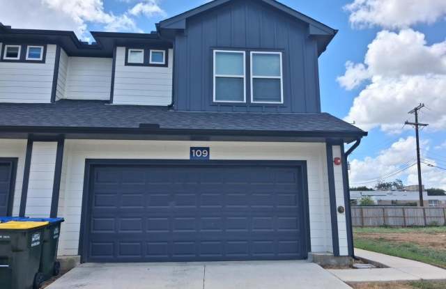 109 Lavonne Villa Gallery 2