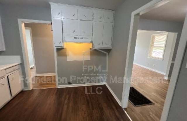 1700 Dabbs Avenue Gallery 4