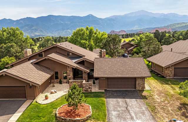 Fully Furnished Executive Townhome in Kissing Camels! photos photos