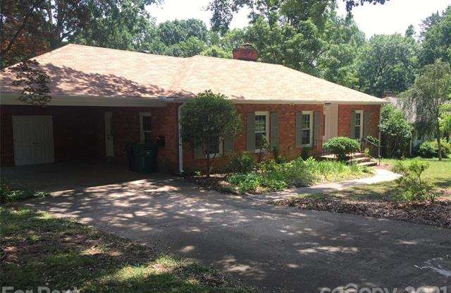 4637 Emory Lane Gallery 2