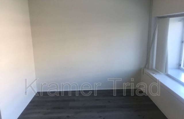 555 E William Gallery 4