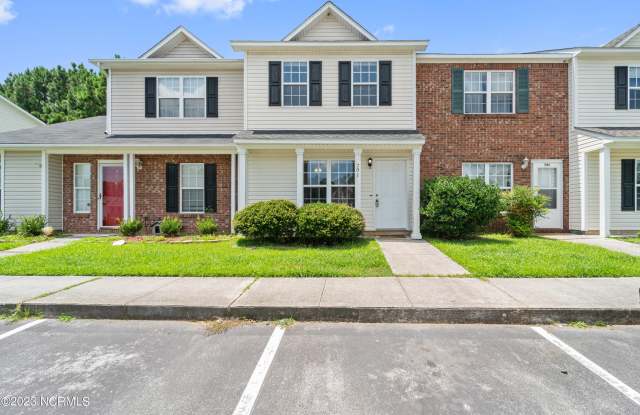 703 Timberlake Trail - 703 Timberlake Trail, Jacksonville, NC 28546