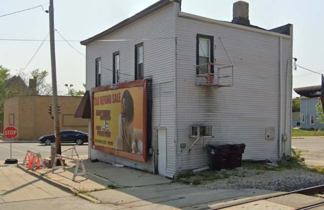1200 Washington Ave - 1200 Washington Avenue, Racine, WI 53403