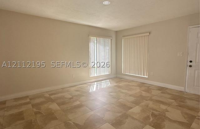 11745 SW 122nd Pl Gallery 4