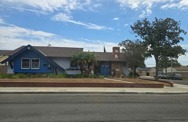 Spacious Home in Anaheim for Rent photos photos
