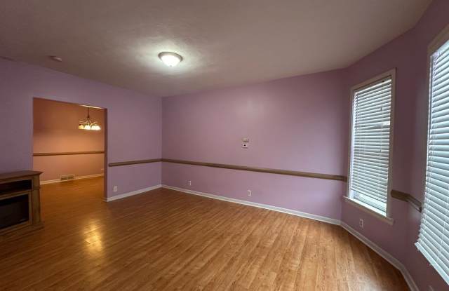 681 Lincoln Avenue Gallery 4