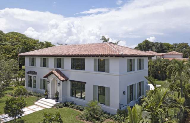 241 Almeria Road - 241 Almeria Road, West Palm Beach, FL 33405